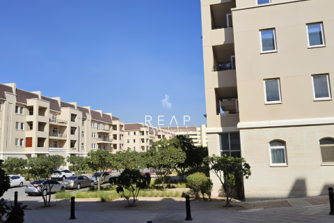 2 bedrooms Apartment in Motor City, UAE No. 28995