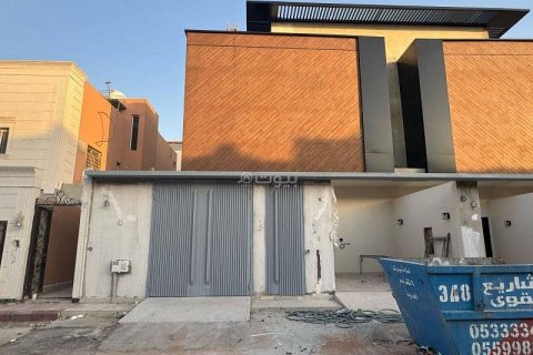 4 bedrooms Apartment in Riyadh, Saudi Arabia No. 67487