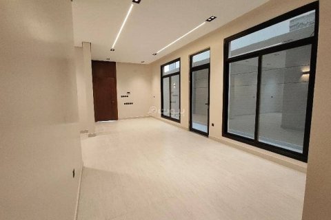 3 bedrooms Apartment in Riyadh, Saudi Arabia No. 67488 13