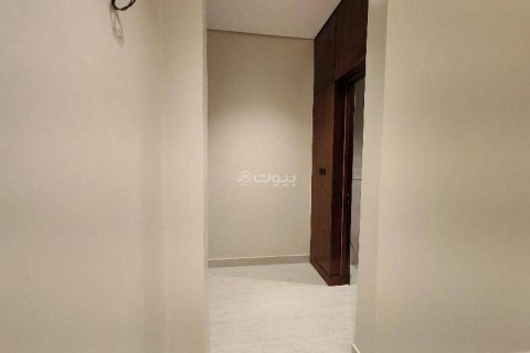 3 bedrooms Apartment in Riyadh, Saudi Arabia No. 67488 18