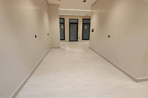 3 bedrooms Apartment in Riyadh, Saudi Arabia No. 67488 11
