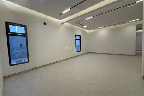 4 bedrooms Apartment in Riyadh, Saudi Arabia No. 67426 10