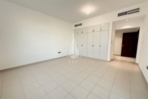 6 bedrooms Villa in Khalifa City, UAE No. 23301 26