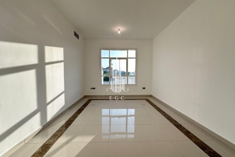 6 bedrooms Villa in Khalifa City, UAE No. 23301 18