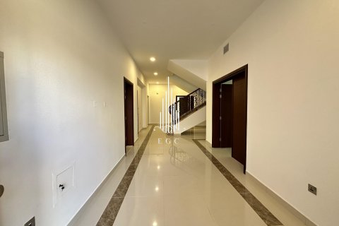6 bedrooms Villa in Khalifa City, UAE No. 23301 19