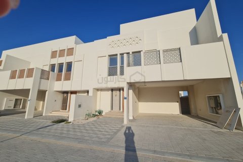 Вилла с 4 спальнями в Al Dair, Бахрейн №59578