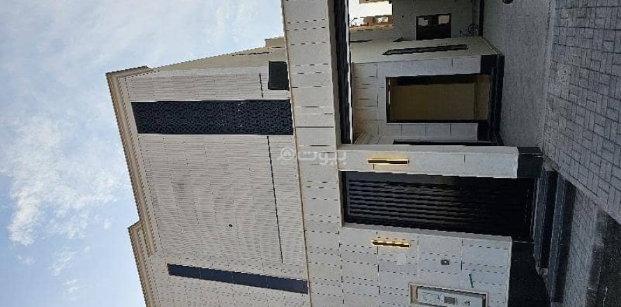 4 bedrooms Apartment in Riyadh, Saudi Arabia No. 60710