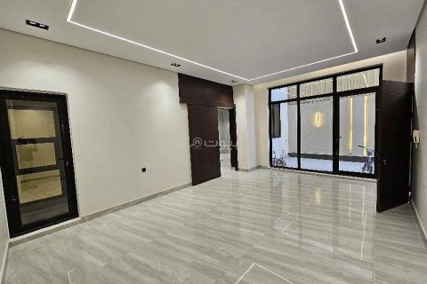 4 bedrooms Apartment in Riyadh, Saudi Arabia No. 60710 6