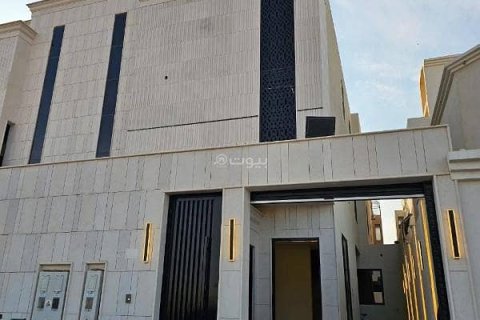 3 bedrooms Apartment in Riyadh, Saudi Arabia No. 60706