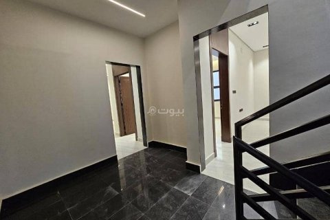 3 bedrooms Apartment in Riyadh, Saudi Arabia No. 60707