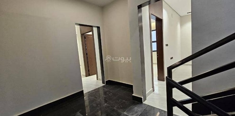 Квартира с 3 спальнями в Эр-Рияд, Саудовская Аравия №60707
