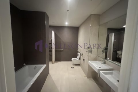 3 bedrooms Apartment in Doha, Qatar No. 57758 9