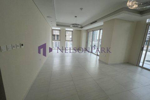 3 bedrooms Apartment in Doha, Qatar No. 58166 9