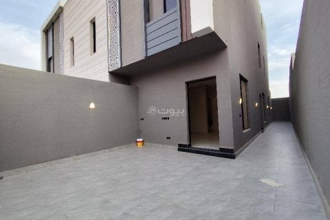 Квартира с 2 спальнями в Эр-Рияд, Саудовская Аравия №99552 3