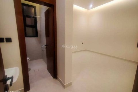 3 bedrooms Apartment in Riyadh, Saudi Arabia No. 99551 15