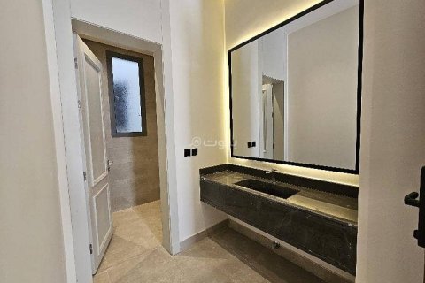 4 bedrooms Apartment in Riyadh, Saudi Arabia No. 99550 4