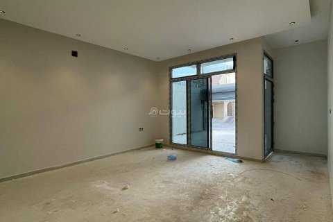 Apartment de 3 dormitorios en Riyadh, Saudi Arabia No. 99547 3
