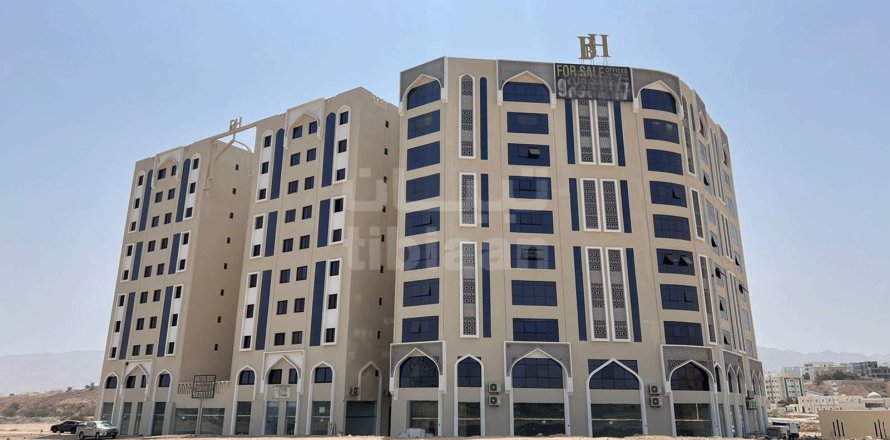 3 bedrooms Apartment in Al Ansab, Oman No. 53303