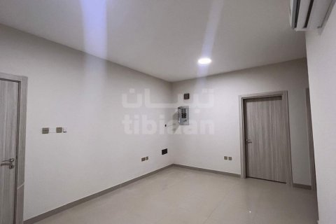 3 bedrooms Apartment in Al Ansab, Oman No. 53303 7
