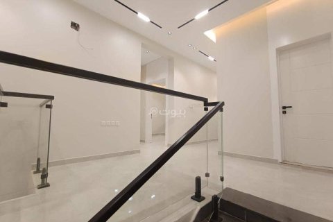 3 bedrooms Apartment in Riyadh, Saudi Arabia No. 61646 13
