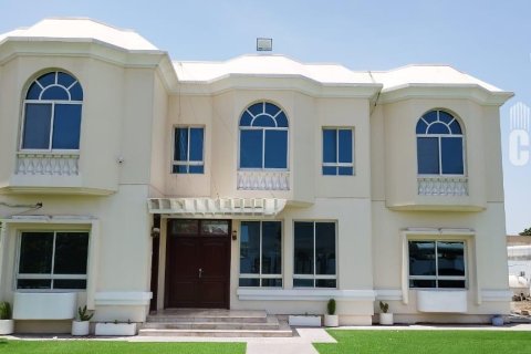 Вилла с 5 спальнями в Al Barsha 2, ОАЭ №48170 8