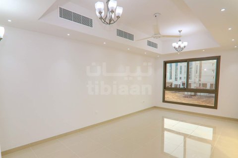 1 bedroom Apartment in As Sib, Oman No. 53289 4