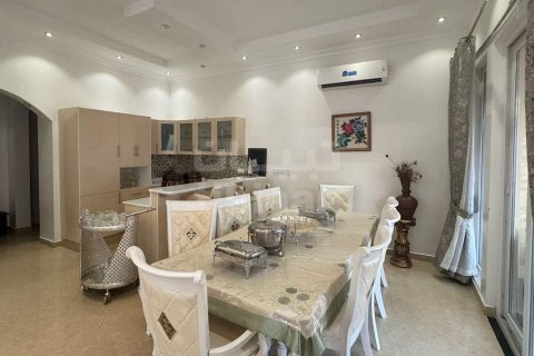 5 bedrooms Twin Villa in Al Khuwair, Oman No. 53291 3