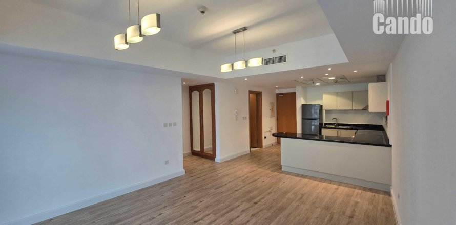 1 bedroom Apartment in The Waves, UAE No. 64797