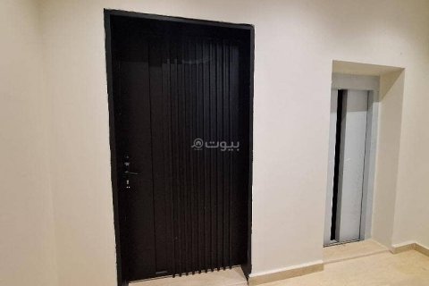 Квартира с 3 спальнями в Эр-Рияд, Саудовская Аравия №67408 4