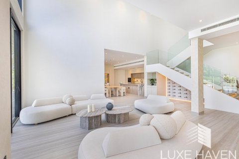 5 bedrooms Villa in Jumeirah Islands, UAE No. 9288 3