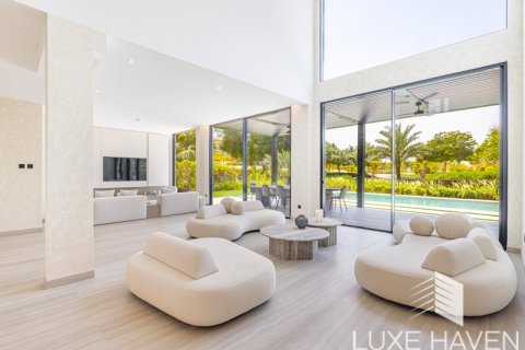5 bedrooms Villa in Jumeirah Islands, UAE No. 9288 4