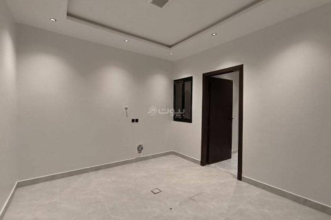 Квартира с 4 спальнями в Эр-Рияд, Саудовская Аравия №99562 5