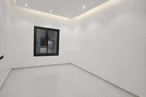 Villa de 5 dormitorios en Riyadh, Saudi Arabia No. 99564 6