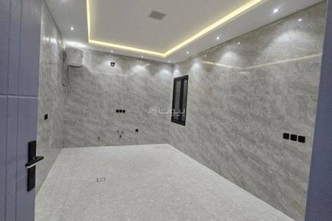 Villa de 5 dormitorios en Riyadh, Saudi Arabia No. 99564 5