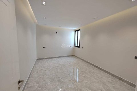 6 bedrooms Villa in Riyadh, Saudi Arabia No. 99565