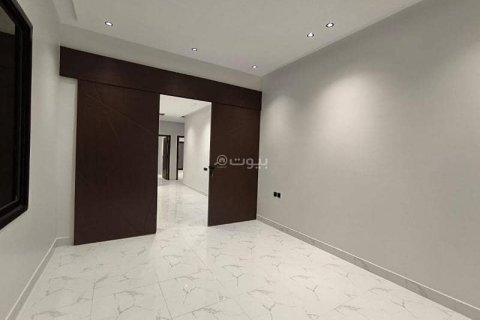 Villa de 5 chambres à Riyadh, Saudi Arabia No. 99560 7