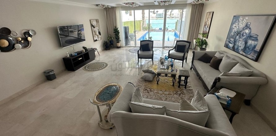 Villa de 4 dormitorios en Amwaj Islands, Bahrain No. 58626