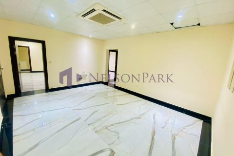 Apartment de 2 dormitorios en Doha, Qatar No. 57634 8
