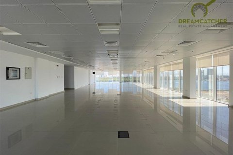 278.7m² Office in Ras Al Khaimah, UAE No. 75589 14