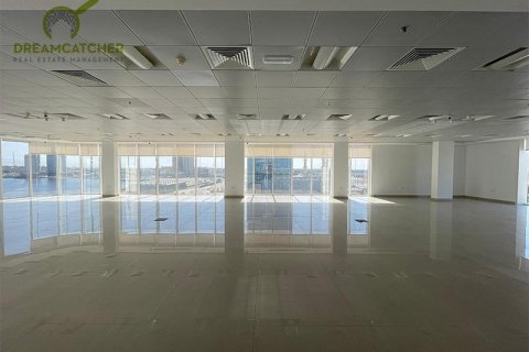 278.7m² Office in Ras Al Khaimah, UAE No. 75589 10