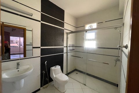 4 bedrooms Townhouse in As Sib, Oman No. 54718 12