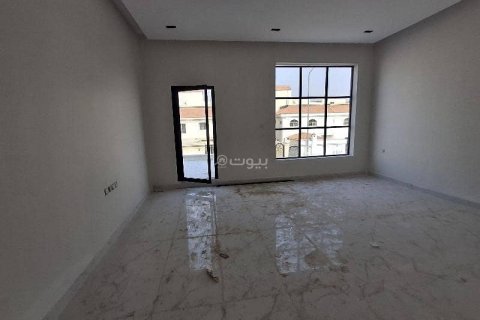 6 bedrooms Villa in Riyadh, Saudi Arabia No. 59923 4
