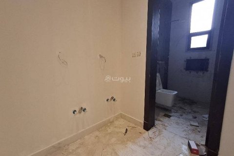 6 bedrooms Villa in Riyadh, Saudi Arabia No. 59923 15