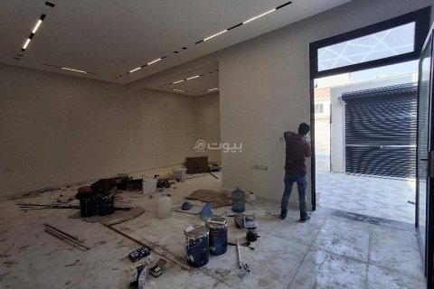 6 bedrooms Villa in Riyadh, Saudi Arabia No. 59923 8