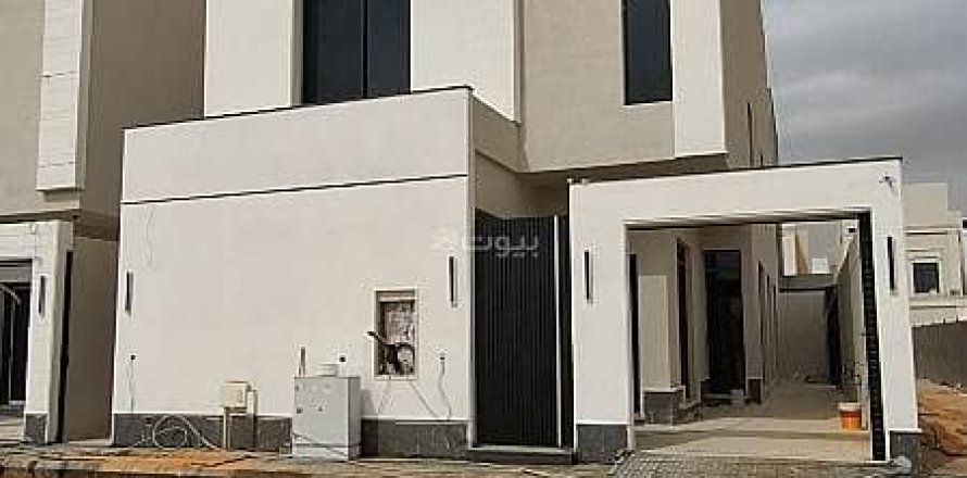 Villa de 5 chambres à Riyadh, Saudi Arabia No. 59955