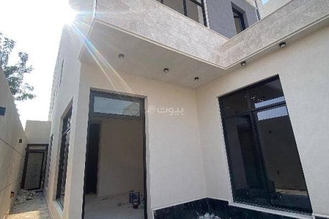 7 bedrooms Villa in Riyadh, Saudi Arabia No. 59953