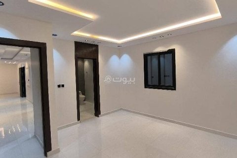 4 bedrooms Apartment in Riyadh, Saudi Arabia No. 59952 9