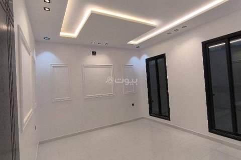 4 bedrooms Apartment in Riyadh, Saudi Arabia No. 59952 5