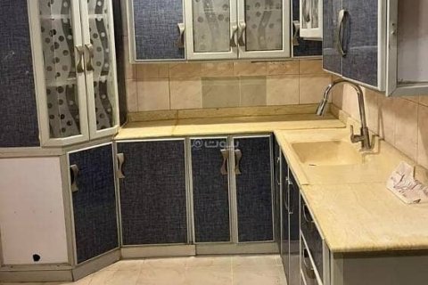 Квартира с 3 спальнями в Эр-Рияд, Саудовская Аравия №98768