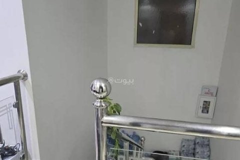 4 bedrooms Apartment in Riyadh, Saudi Arabia No. 98769